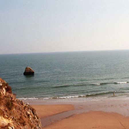 Praia Da Rocha, Vila Rosa, T1, Piscinas, Parqueamento E Internet By Ig Portimao Exterior photo