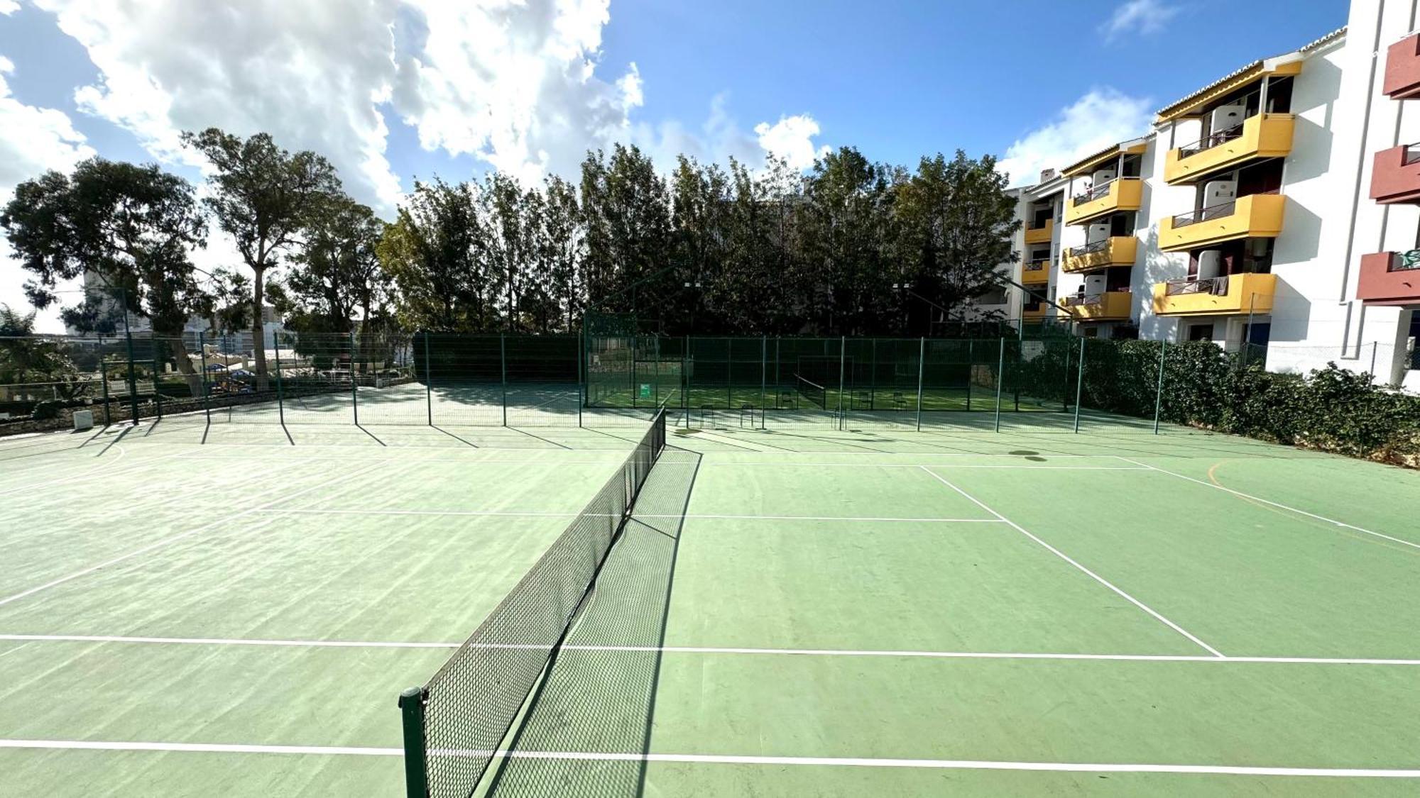 Praia Da Rocha, Vila Rosa, T1, Piscinas, Parqueamento E Internet By Ig Portimao Exterior photo